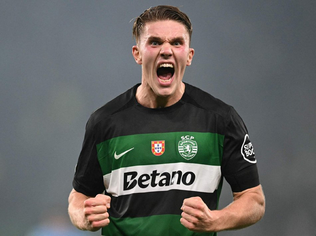 F1：周冠宇凯迪拉克车队首秀